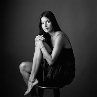 Patricia Velasquez feet photo thumbnail