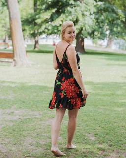 Patricie Pagácová feet photo thumbnail