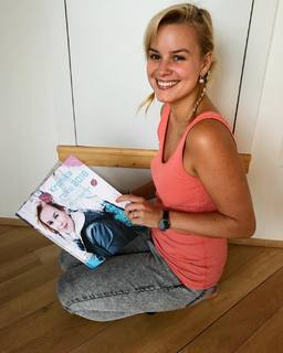 Patricie Pagácová feet photo thumbnail