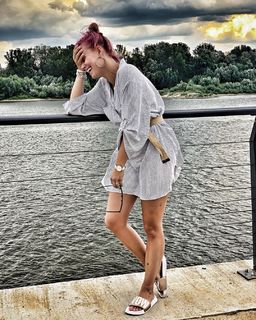 Patricie Pagácová feet photo thumbnail