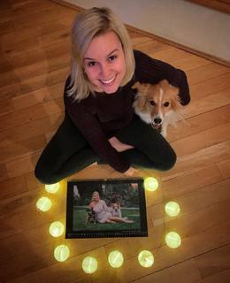 Patricie Pagácová feet photo thumbnail