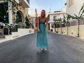Patricie Pagácová feet photo thumbnail