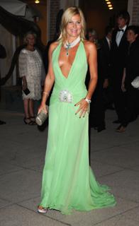 Patrizia Pellegrino feet photo 8