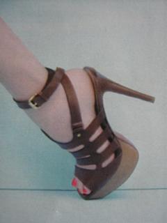 Patrícia Pillar feet photo 1