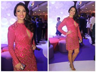 Patrícia Poeta feet photo thumbnail