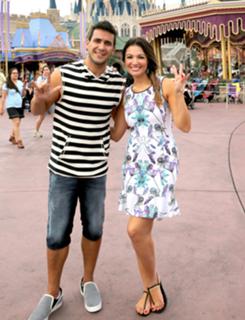 Patrícia Poeta feet photo thumbnail