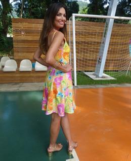 Patrícia Poeta feet photo thumbnail