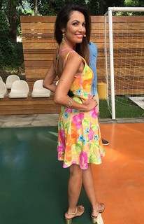 Patrícia Poeta feet photo thumbnail