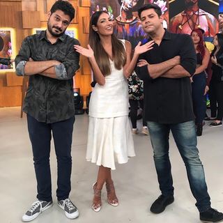 Patrícia Poeta feet photo thumbnail