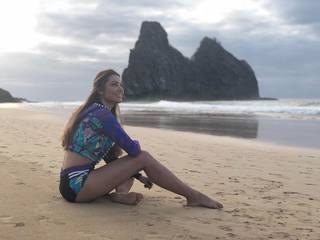 Patrícia Poeta feet photo thumbnail