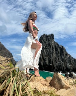 Patrícia Poeta feet photo thumbnail