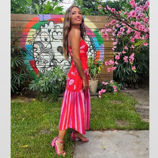 Patrícia Poeta feet photo thumbnail