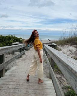 Patrícia Poeta feet photo thumbnail