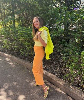 Patrícia Poeta feet photo thumbnail