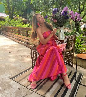 Patrícia Poeta feet photo thumbnail