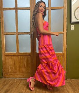 Patrícia Poeta feet photo thumbnail