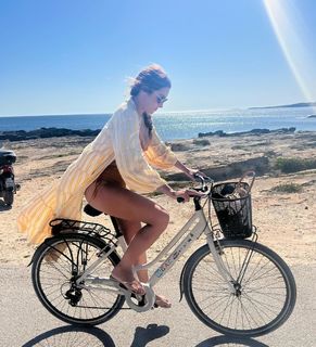 Patrícia Poeta feet photo thumbnail