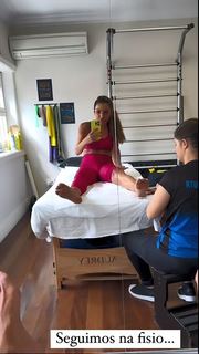 Patrícia Poeta feet photo thumbnail