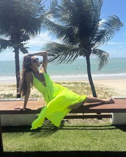 Patrícia Poeta feet photo thumbnail