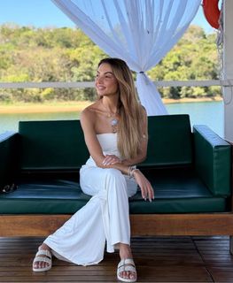 Patrícia Poeta feet photo 3