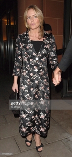 Patsy Kensit feet photo thumbnail