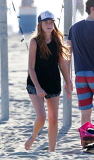 Patsy Palmer feet photo thumbnail