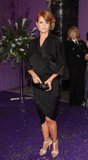 Patsy Palmer feet photo thumbnail