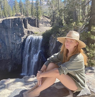 Patsy Palmer feet photo thumbnail