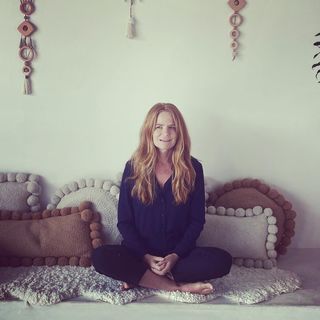 Patsy Palmer feet photo thumbnail