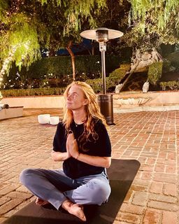 Patsy Palmer feet photo thumbnail