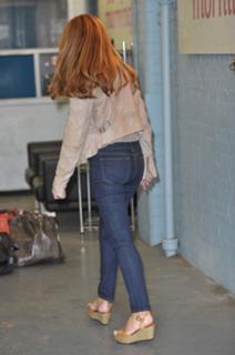 Patsy Palmer feet photo thumbnail