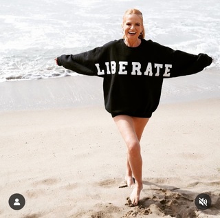 Patsy Palmer feet photo thumbnail