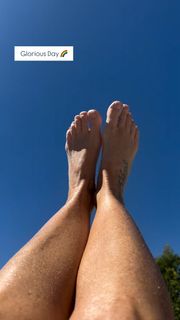 Patsy Palmer feet photo 8