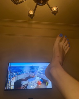 Patti Harrison feet photo 14