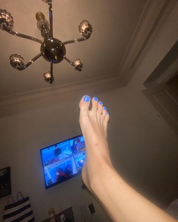 Patti Harrison feet photo 12