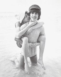 Pattie Boyd feet photo 10