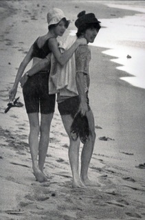 Pattie Boyd feet photo 16