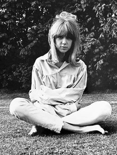 Pattie Boyd feet photo 4