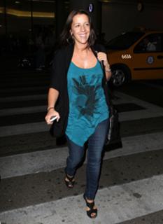 Pattie Mallette feet photo 3