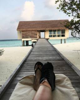 Pattie Mallette feet photo 8