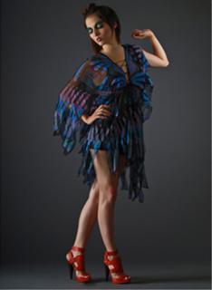 Paty Cantú feet photo thumbnail