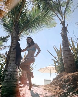 Paty Cantú feet photo thumbnail
