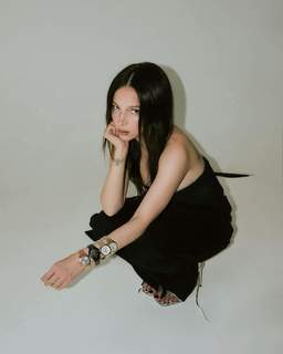 Paty Cantú feet photo thumbnail
