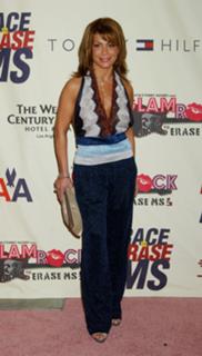Paula Abdul feet photo thumbnail