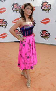 Paula Abdul feet photo thumbnail