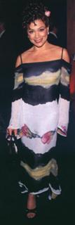 Paula Abdul feet photo thumbnail