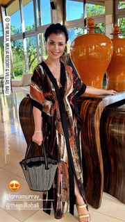 Paula Abdul feet photo thumbnail