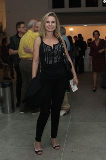 Paula Burlamaqui feet photo 15