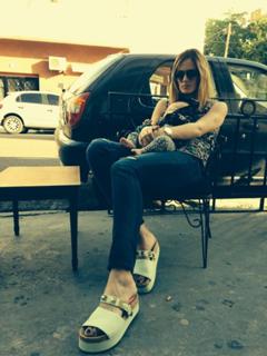 Paula Chaves feet photo thumbnail