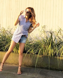 Paula Chaves feet photo thumbnail